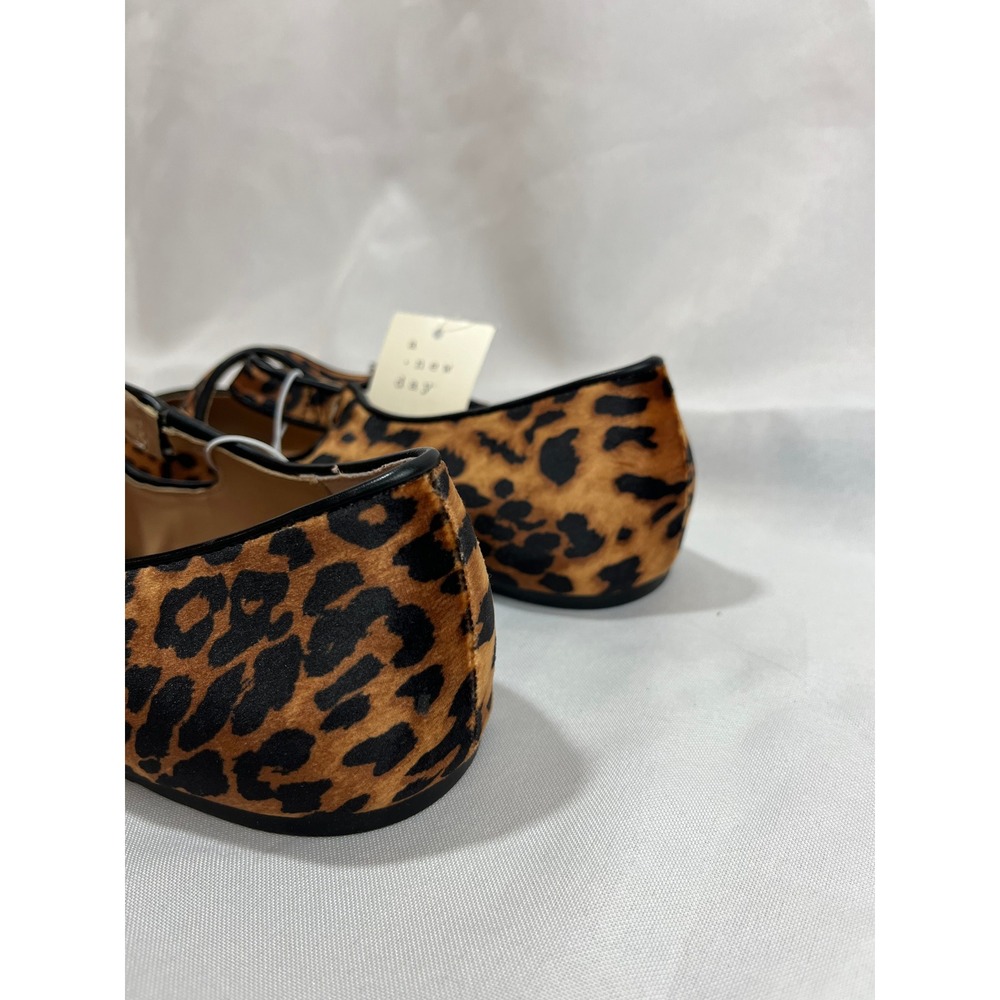 A New Day Women Leopard Print Mary Jane Flats Crisscross Strap Shoes Size 11 NEW - Picture 3 of 6